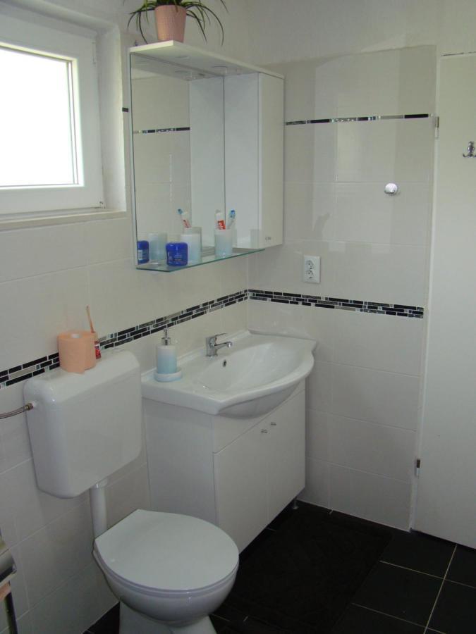 Ferienwohnung Gradina Hreljin Exterior foto